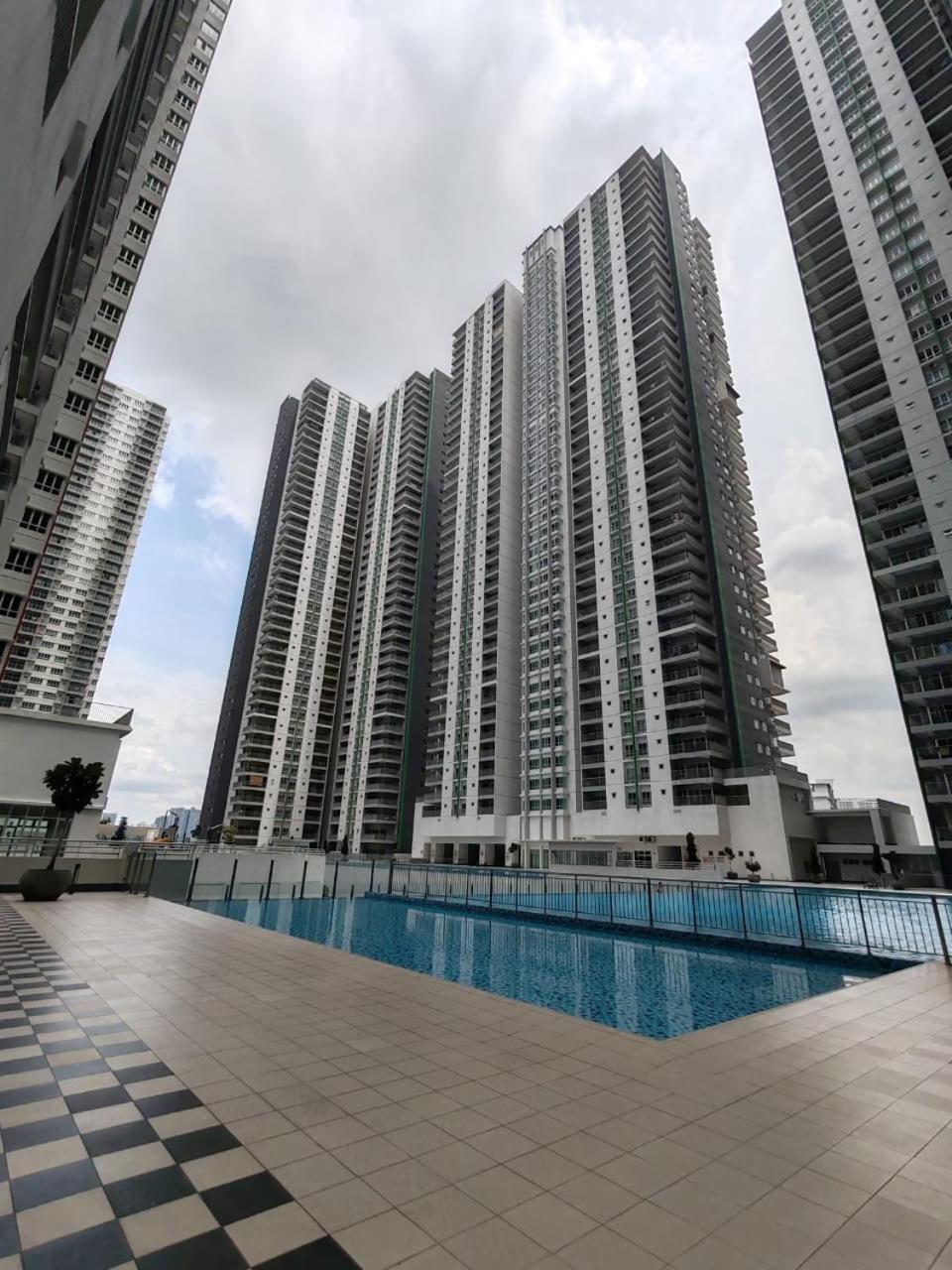 Pangsapuri 5min To Kl Trx Bukit Bintang For 6paxs